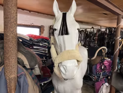 Protector grimma med fluff,f,vit