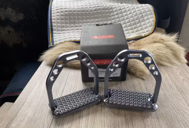 Equipe aluminium stigbyglar,11 cm, nyskick