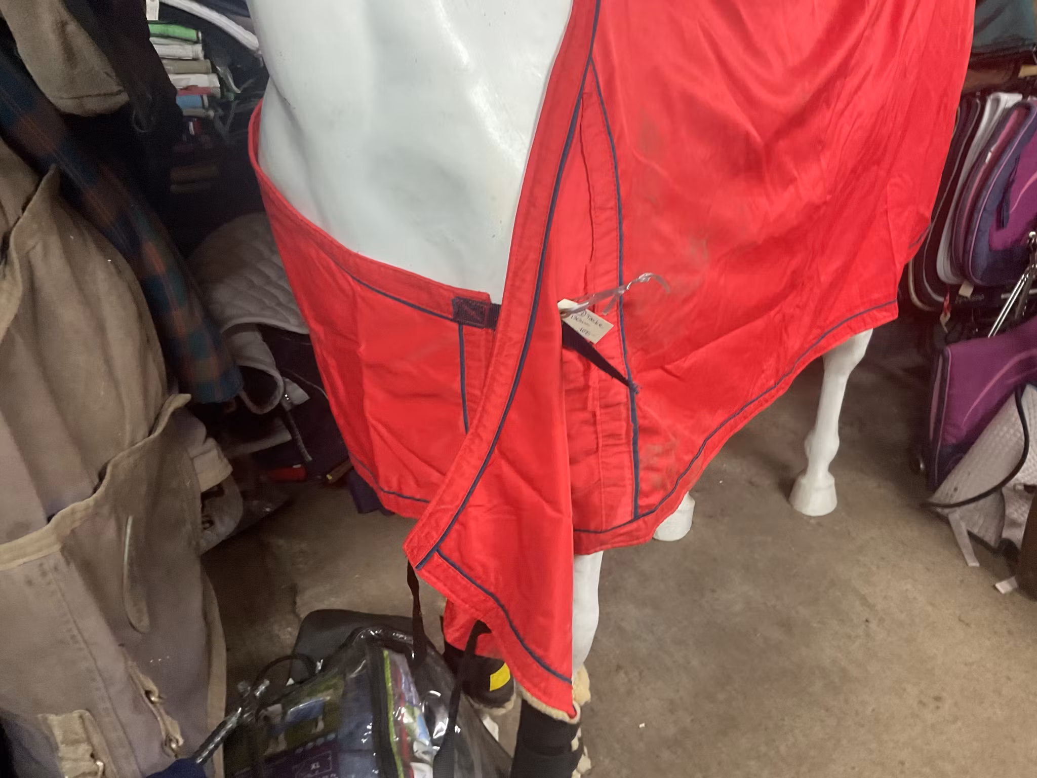 Täcke rött, 130 cm