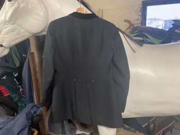 Cavallo tävlingskavaj,svart,ital.44 L