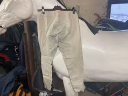 Pikeur ridbyxor,helskodda,beige,lite sliten vid grenen,stl 42