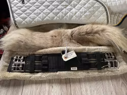 Sadelgjord med fluff,svart,45 cm