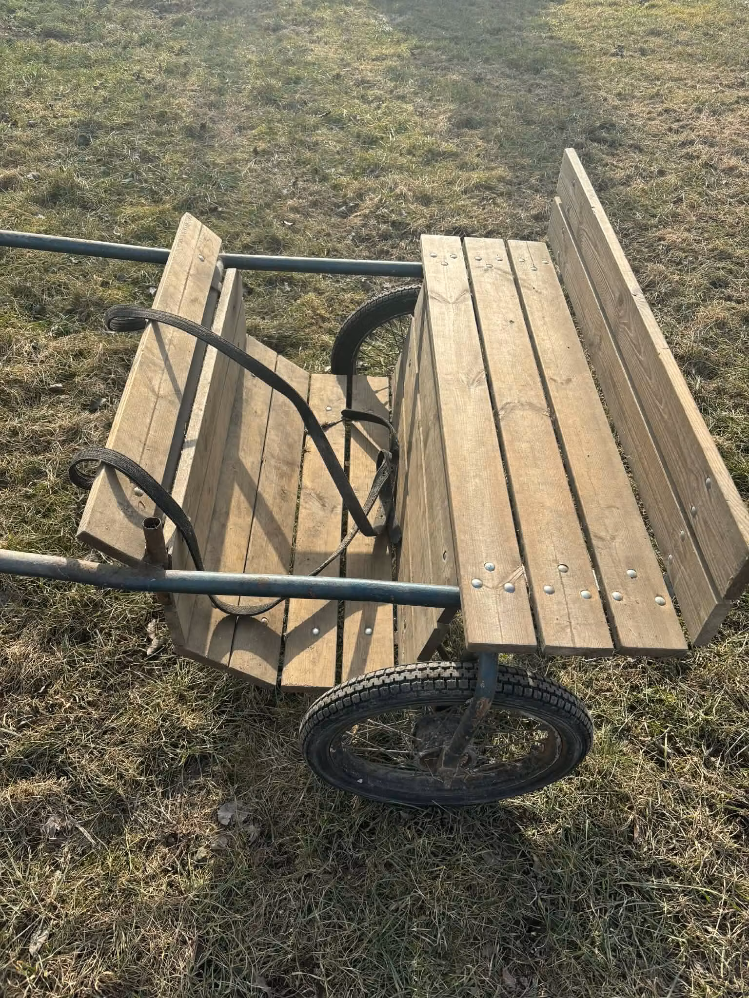 Rockard,nästan nya däck,använd till shettis,