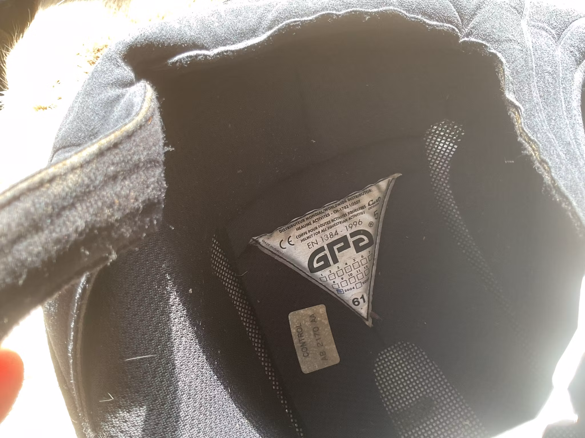 GPA ridhjälm,stl 61,använd ett fåtal ggr,grå