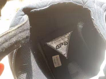 GPA ridhjälm,stl 61,använd ett fåtal ggr,grå