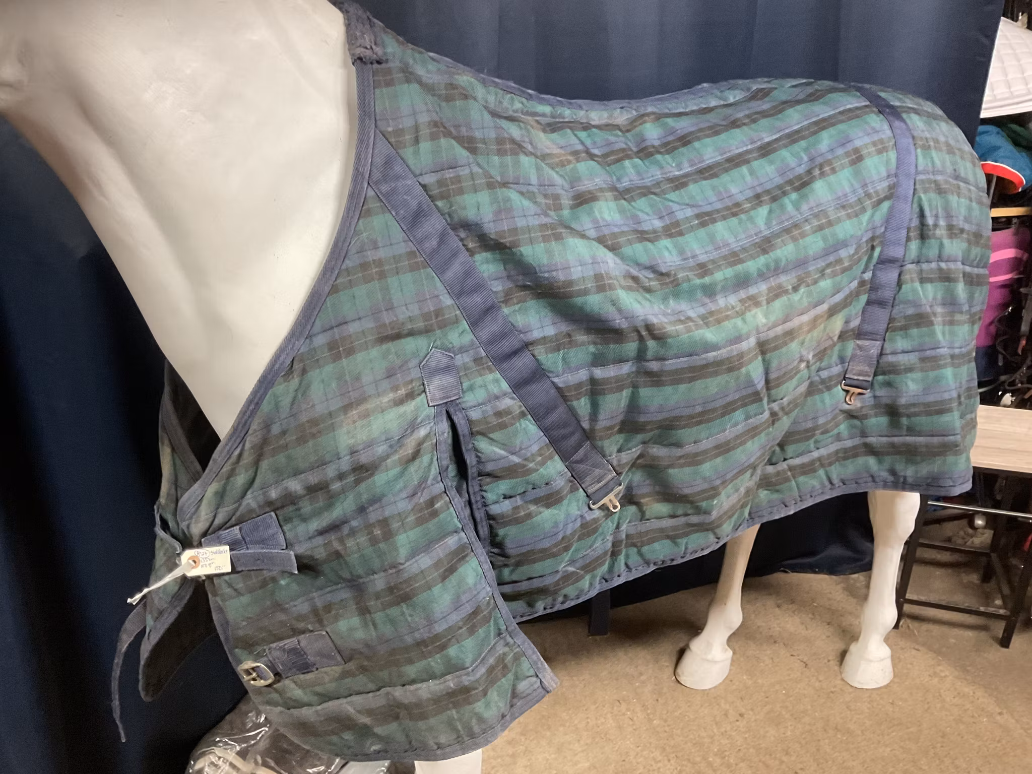 Stalltäcke,135 cm,100 gr