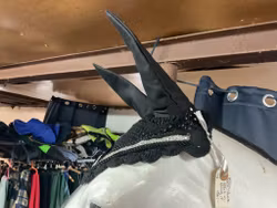 Huva,svart med bling,f,ny