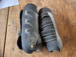 Back on track,benskydd,L,lite slitna nertill