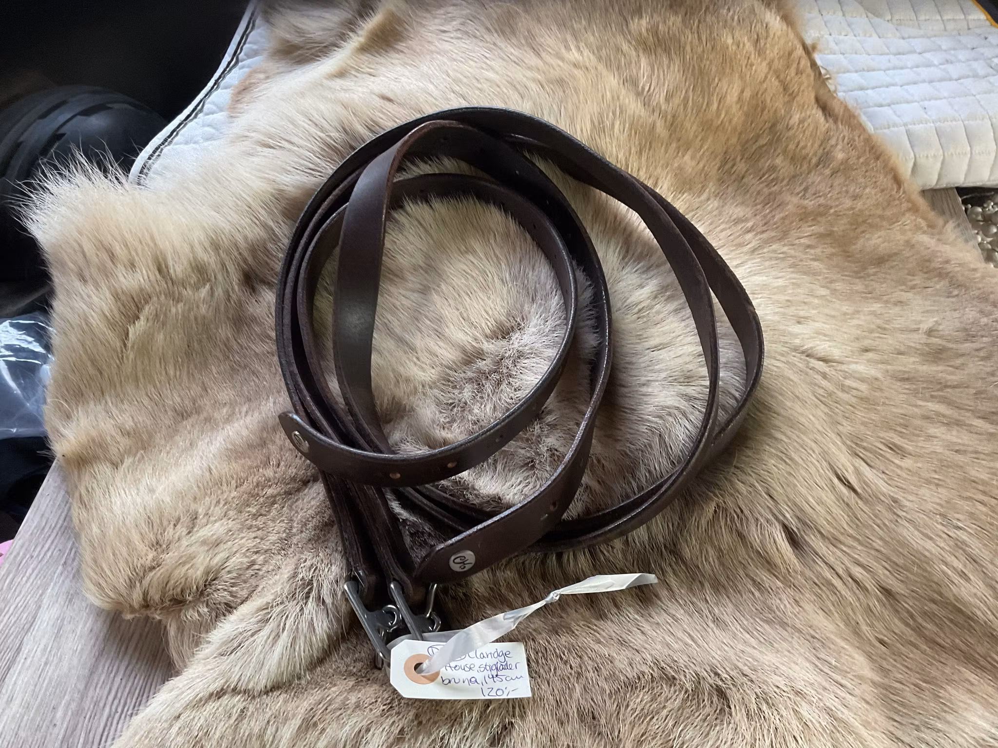 Claridge house,stigläder,bruna, 145 cm