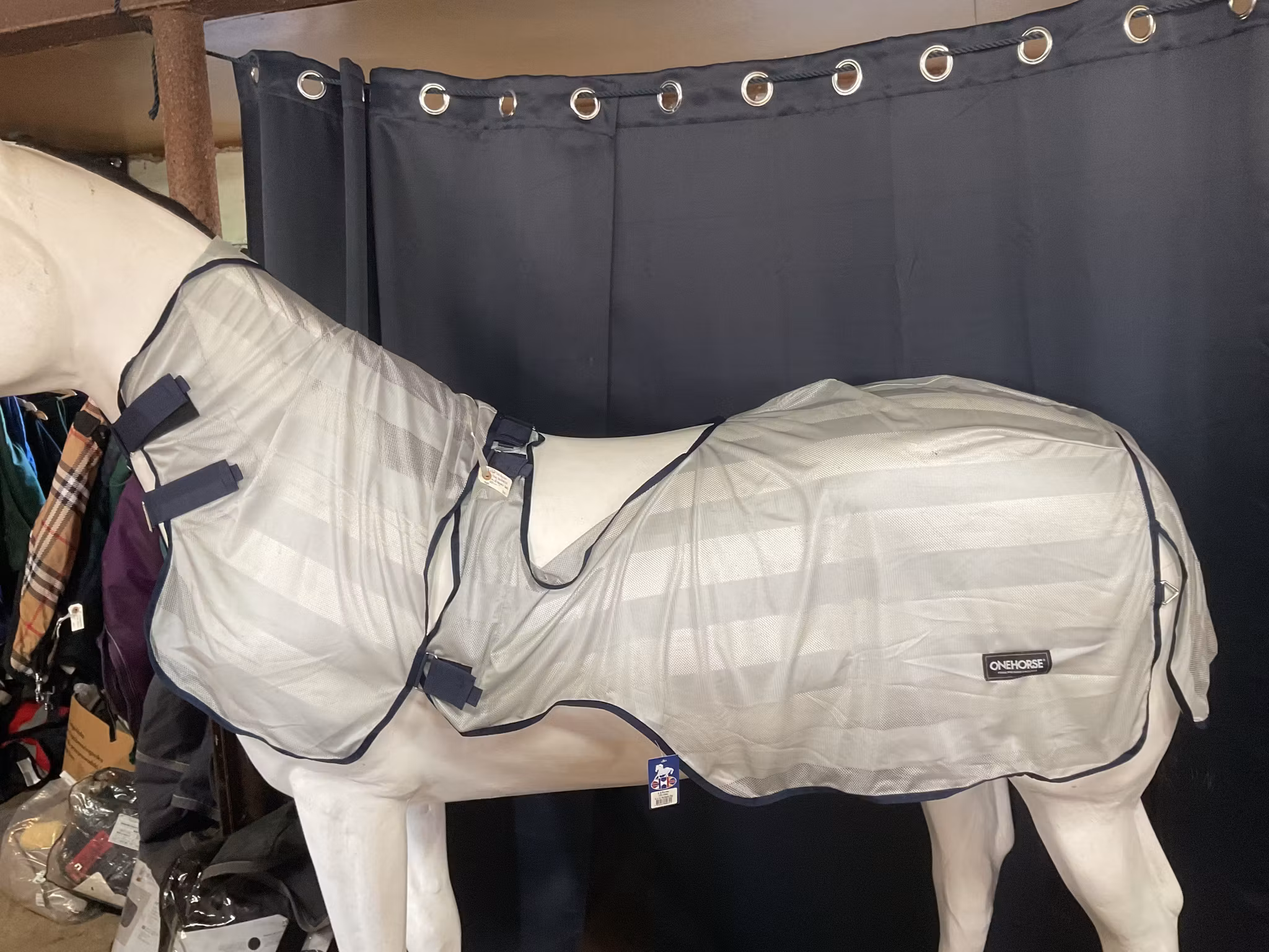 One horse flugskrittäcke,med avtagbar hals,125 cm,nytt