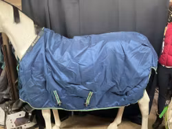 Bucas täcke,fleece insidan, 135 cm