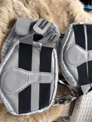 Santa cruz benskydd med ludd,4-pack,gråa,nya,f