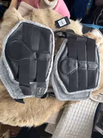 Santa cruz benskydd med ludd,4-pack,svarta,f,nya