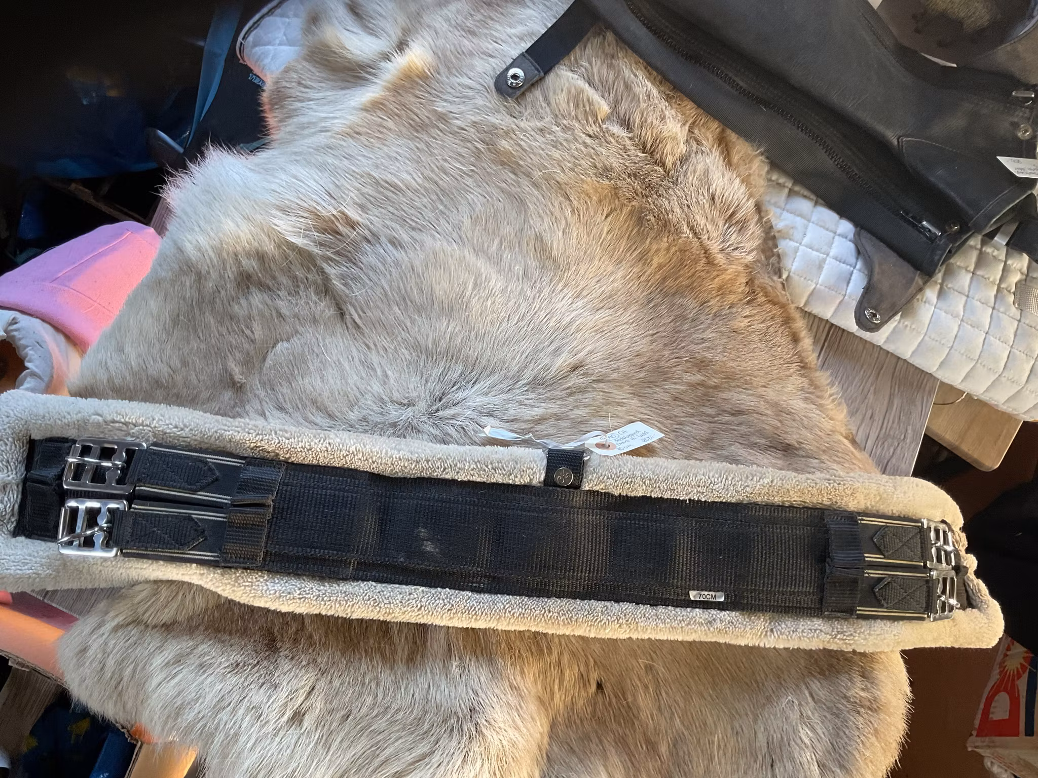 CH sadelgjord svart med ludd,70 cm