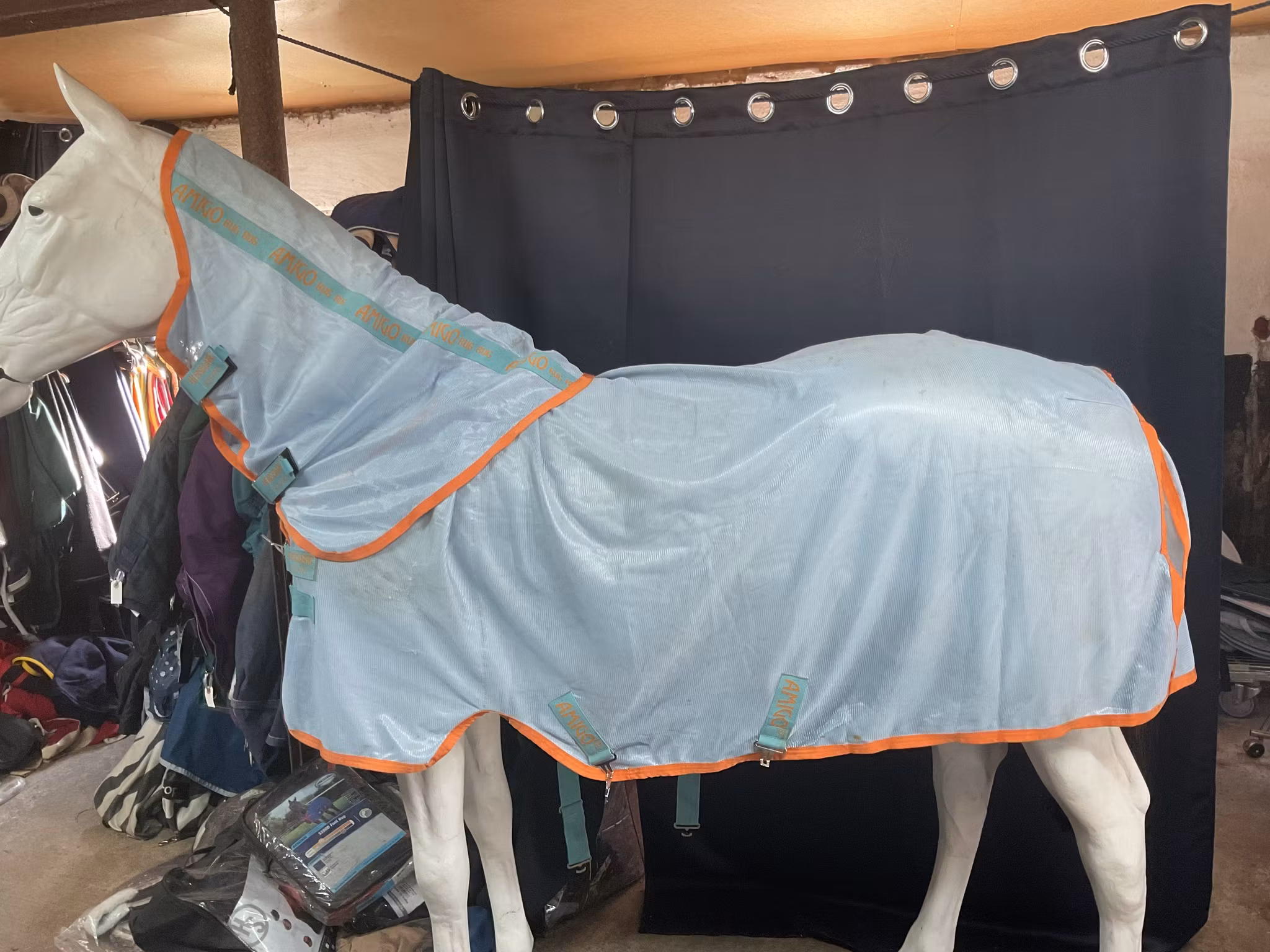 Amigo bug rug täcke,125 cm, anv 2 ggr, ngra fläckar