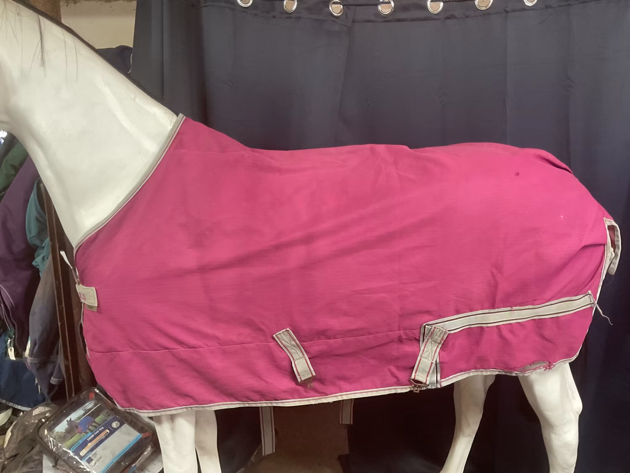 Bucas täcke,0 gr,slitet på insidan,125 cm, tvättat och impregnerat