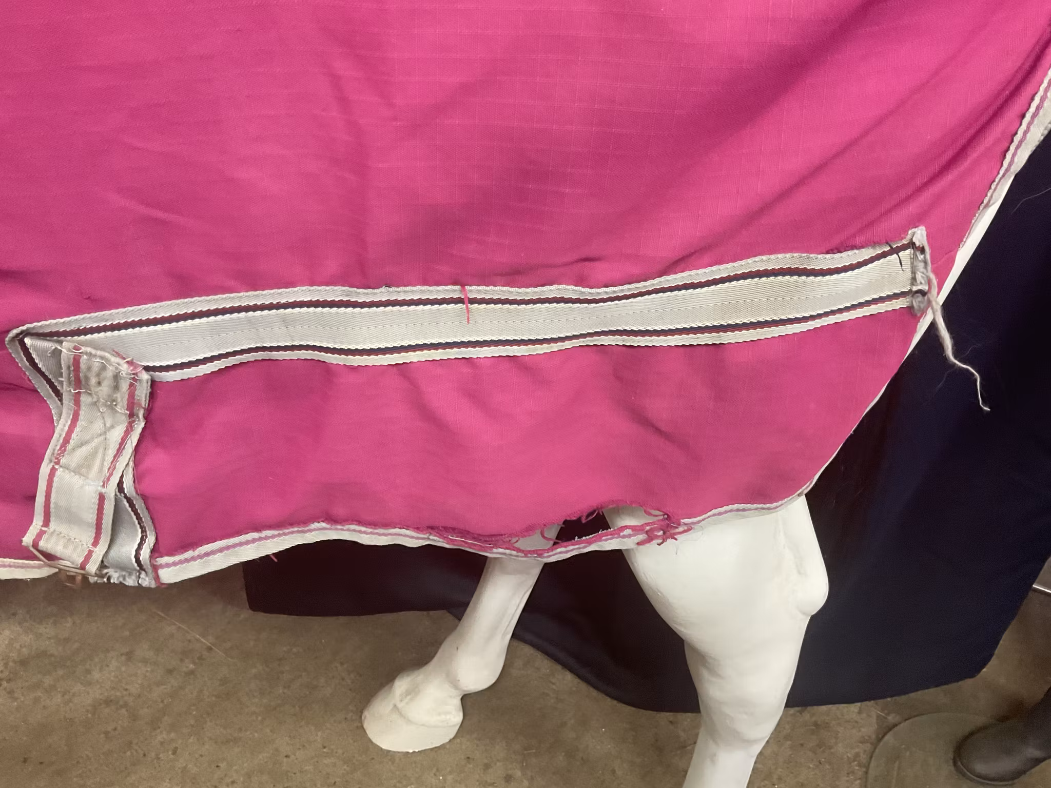 Bucas täcke,0 gr,slitet på insidan,125 cm, tvättat och impregnerat