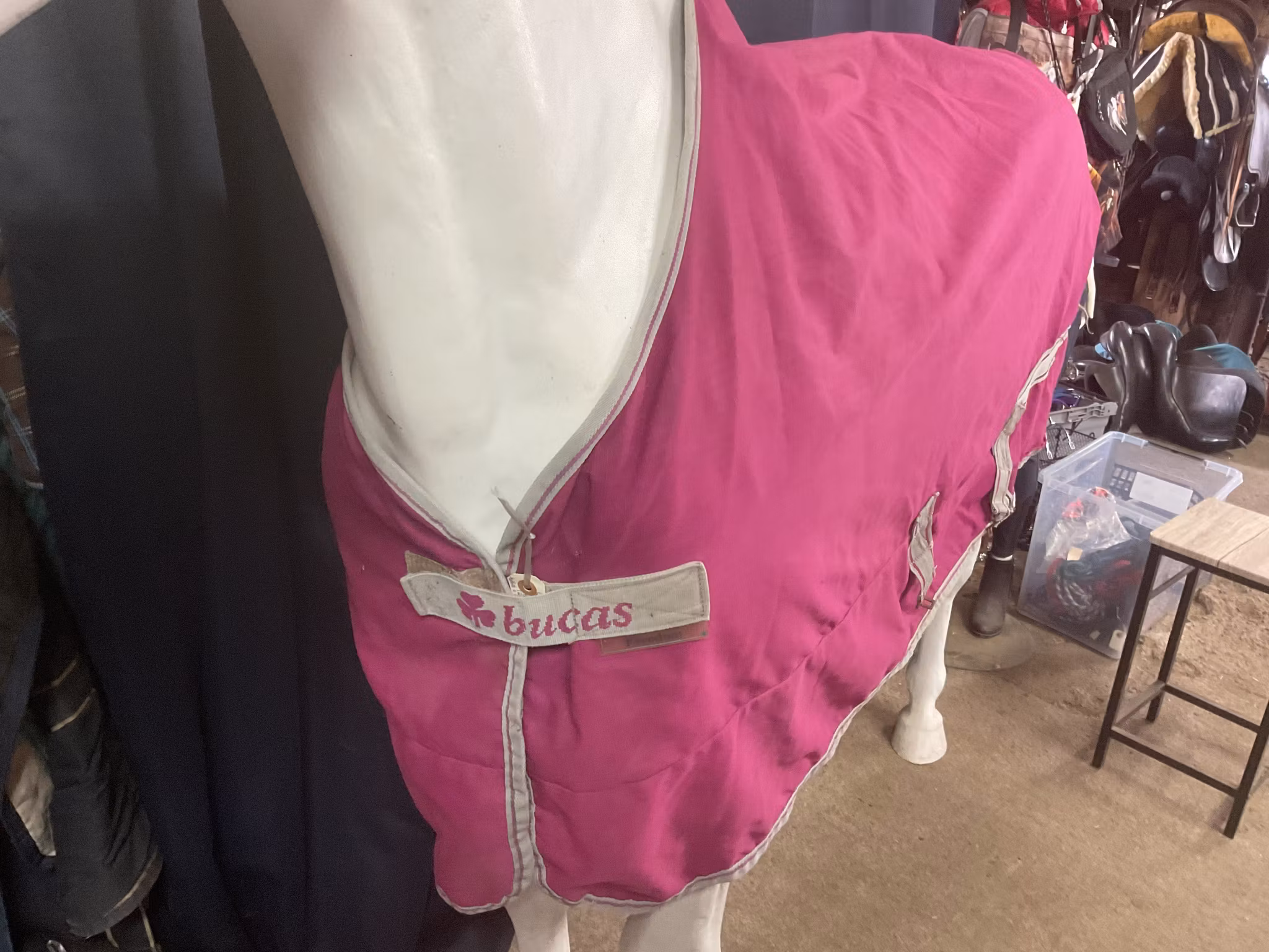 Bucas täcke,0 gr,slitet på insidan,125 cm, tvättat och impregnerat