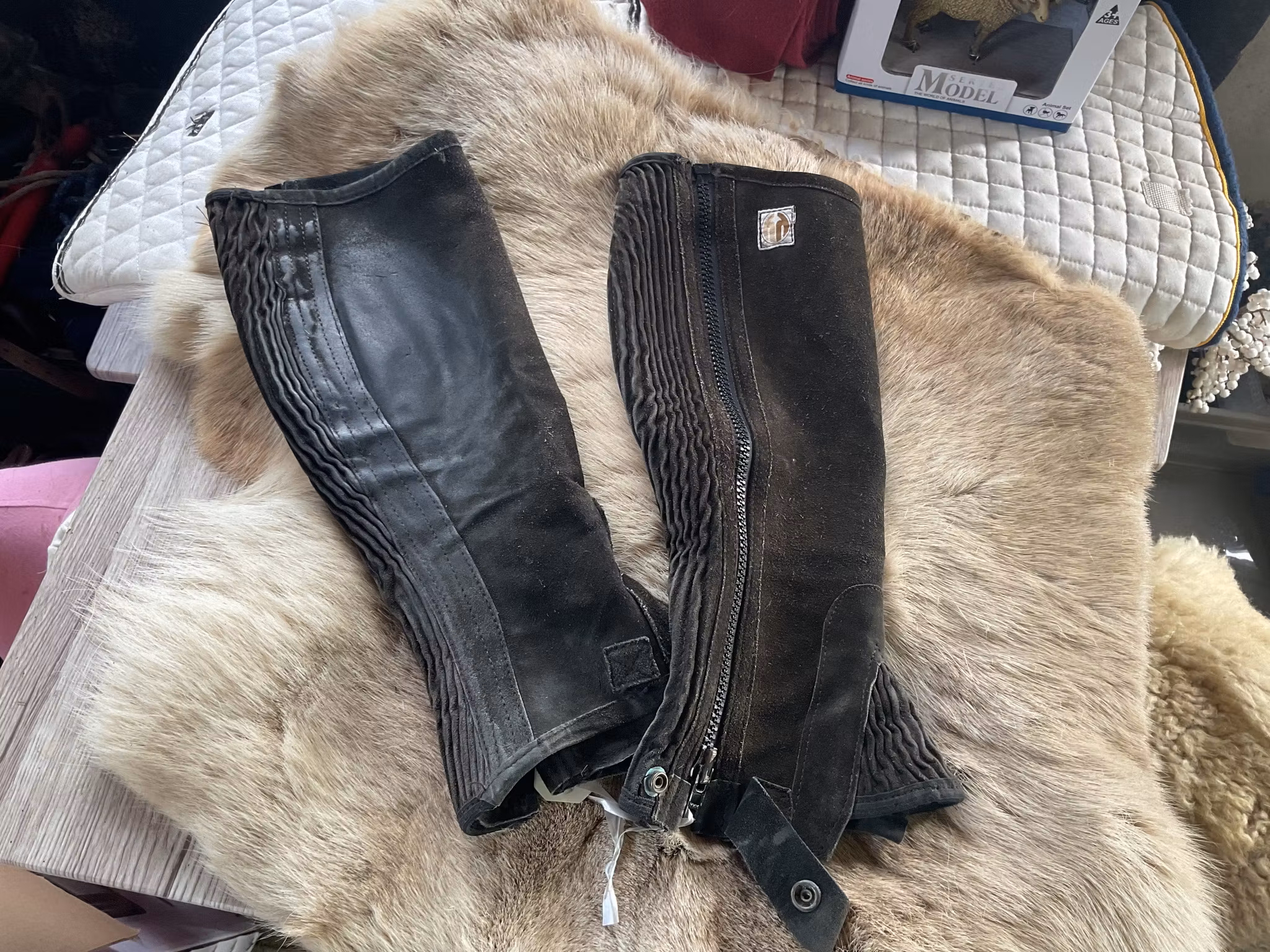 Shortchaps bruna,m,inga gummiband under foten