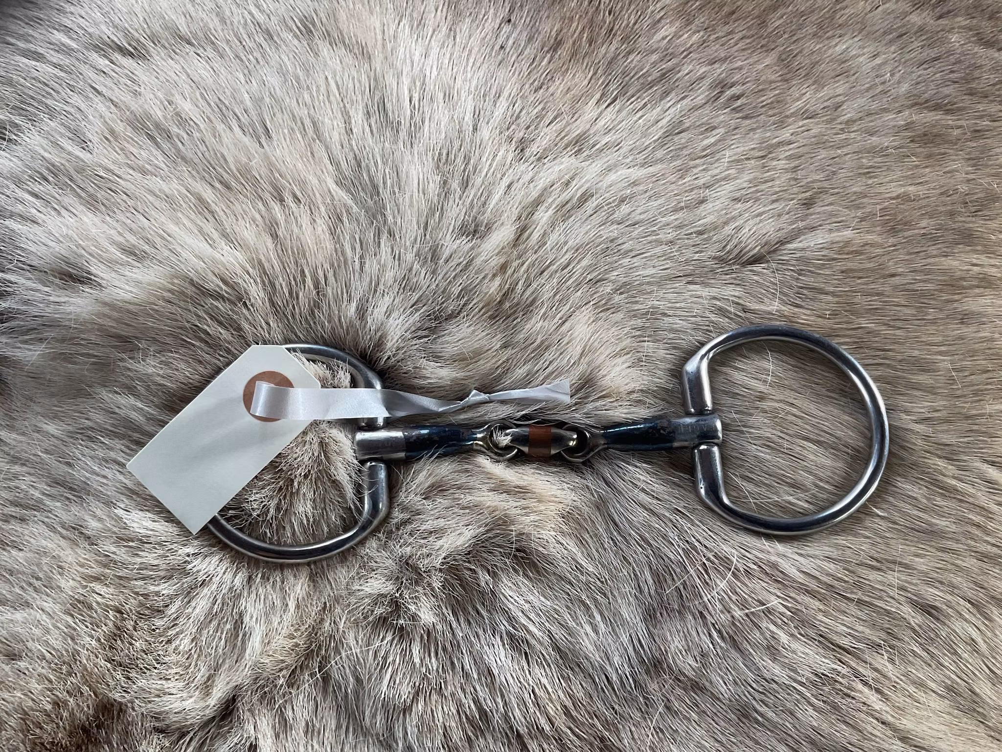 Fager tredelat bett,fasta ringar, 10,5 cm