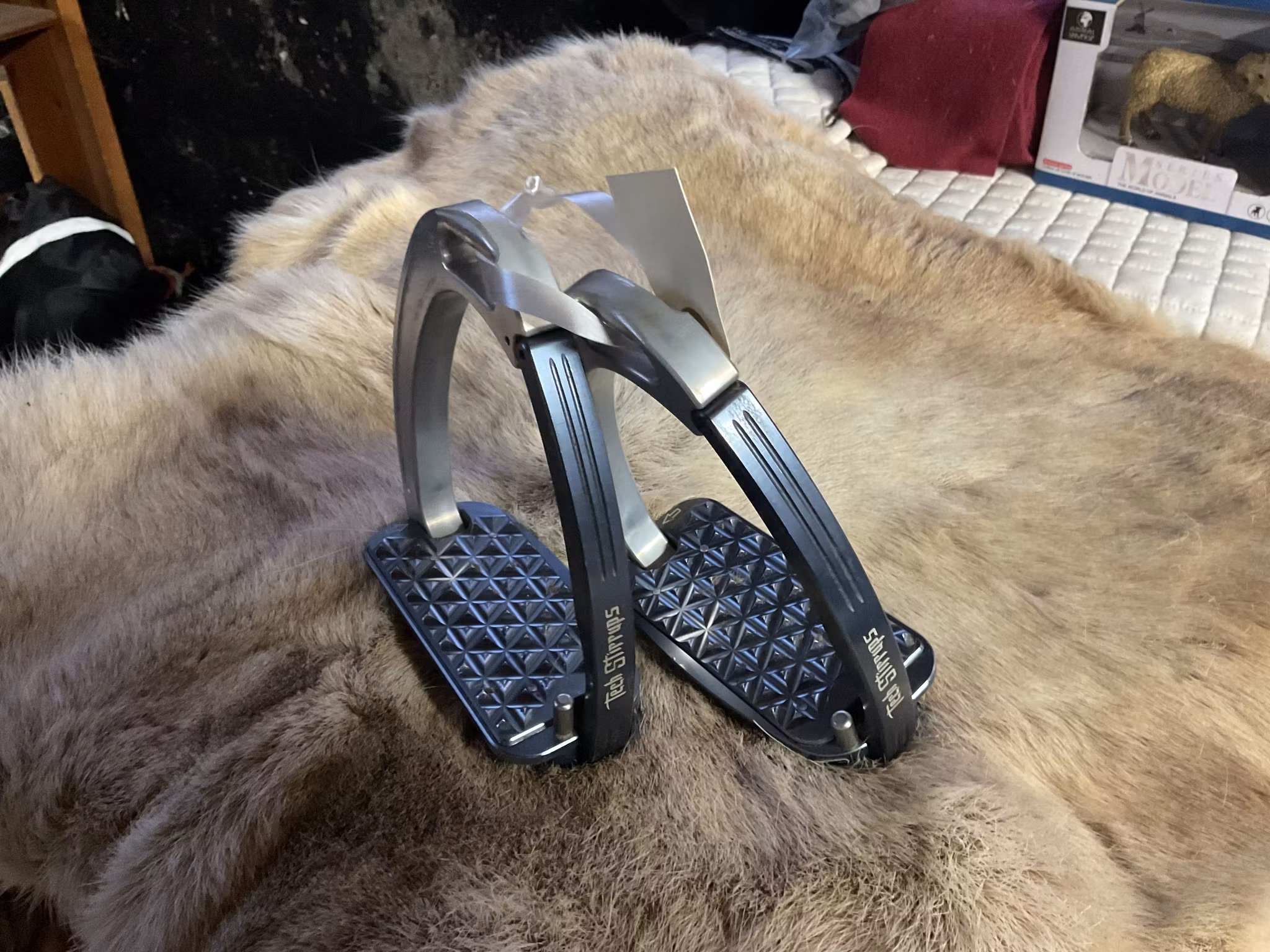 Tech stirrups stigbyglar, grå/blå, 11 cm