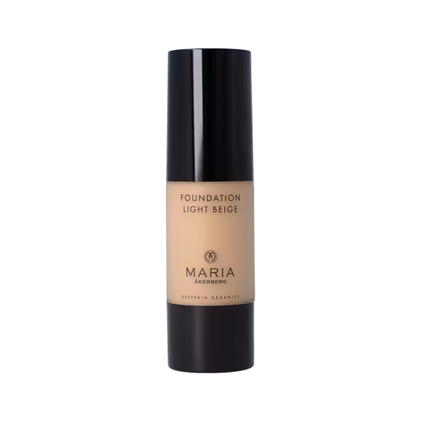 Foundation Light Beige passar en ljus hud med varm underton.      MARIA ÅKERBERG foundation är en växtbaserad underlagscreme som ger en jämnare hudton samtidigt som den skyddar och mjukgör huden och s