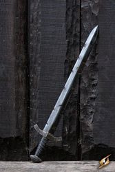Battleworn Squire Svärd