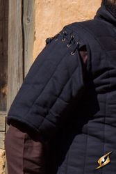 Gambeson Warrior with Short Sleeves - Epic Black