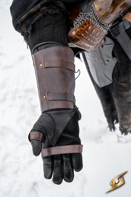 Raider Bracer