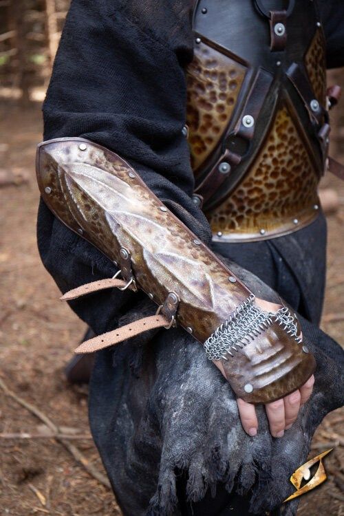 Raider Bracer