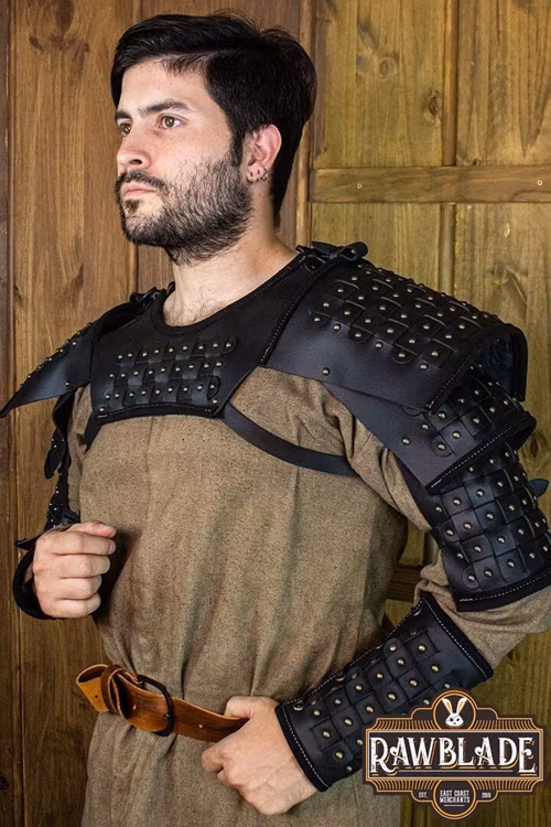 Evan Reinforced Pauldrons