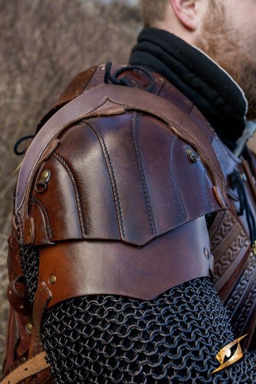 Woodsman Shoulder Set