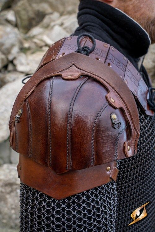 Woodsman Shoulder Set