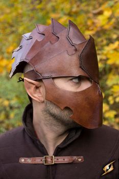 Assassin Helmet - Brun