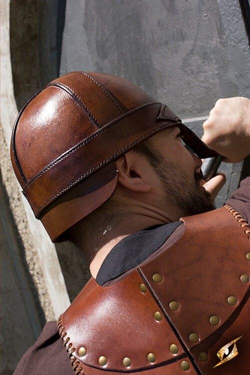 Warrior Helmet - Brun
