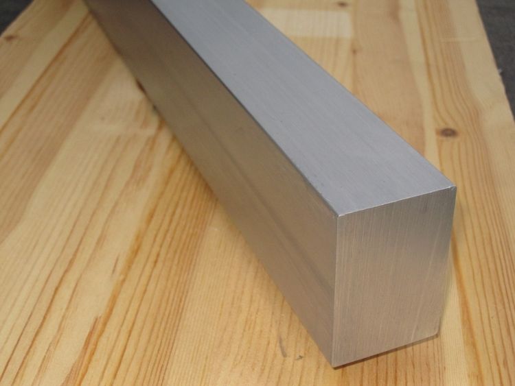 ALUMINIUM PLATTSTÅNG 30x20mm EN-AW 6082-T6