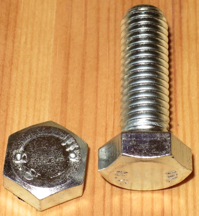 SEXKANTSKRUV BLANKFÖRZINKAD 8,8 M6x25 25st