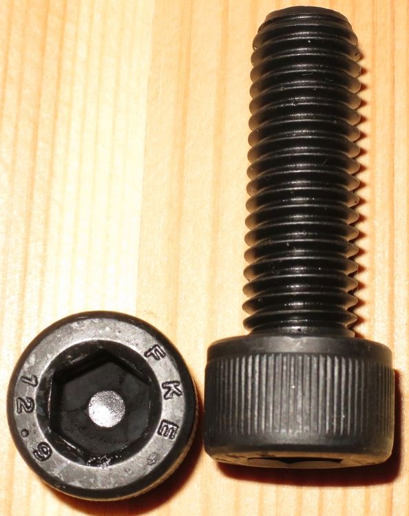 INSEXSKRUV OBH 12,9 M3x16 25st