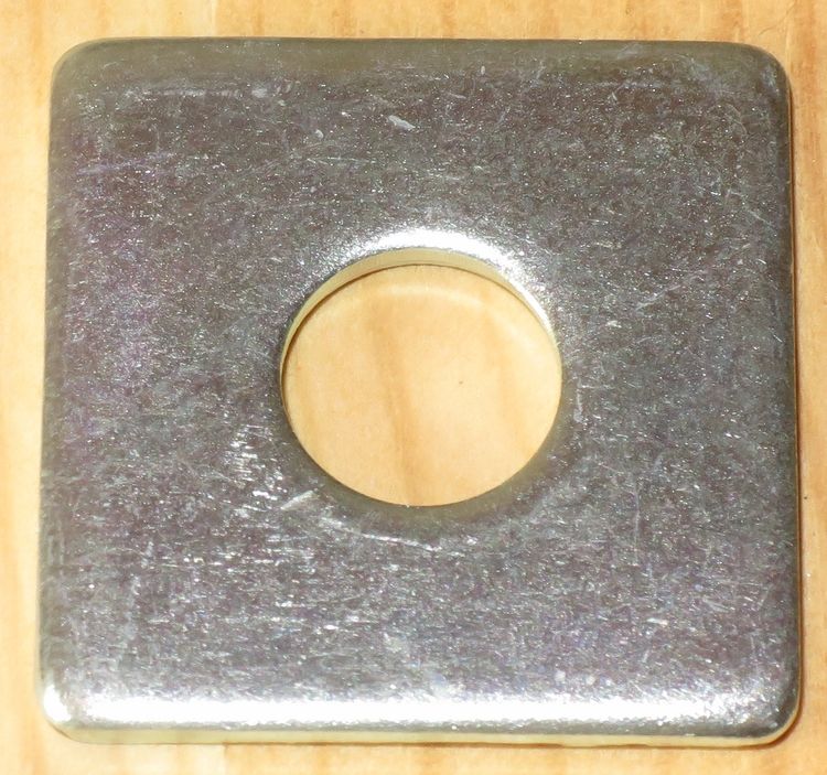 FYRKANTSBRICKA FÖRZINKAD M12 5st