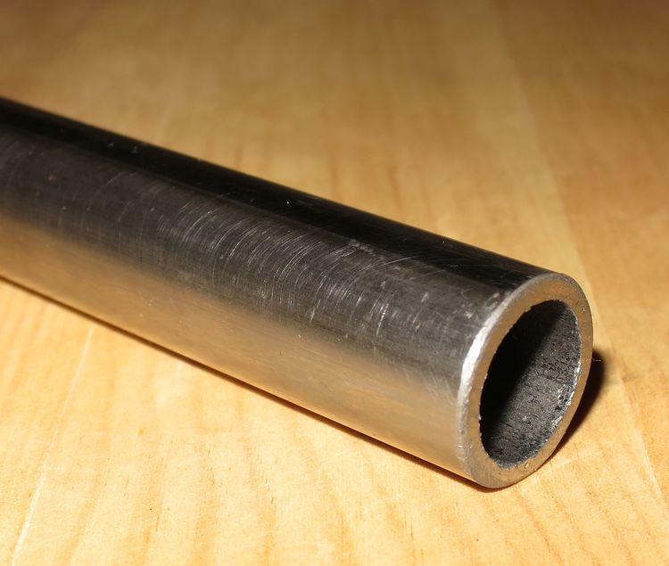 SVETSAT PRECISIONSRÖR 10x1.5mm DIN 2394