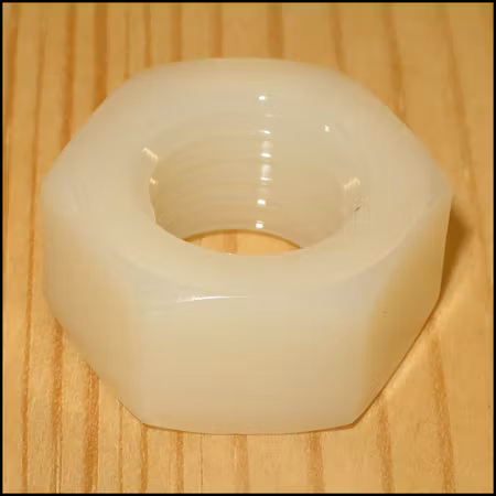 NYLONMUTTER M10