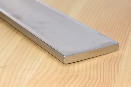 ROSTFRITT PLATTSTÅNG BLANKDRAGEN 50x20mm EN1.4301 - SS2333