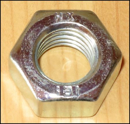 MUTTER FÖRZINKAD M3 200st