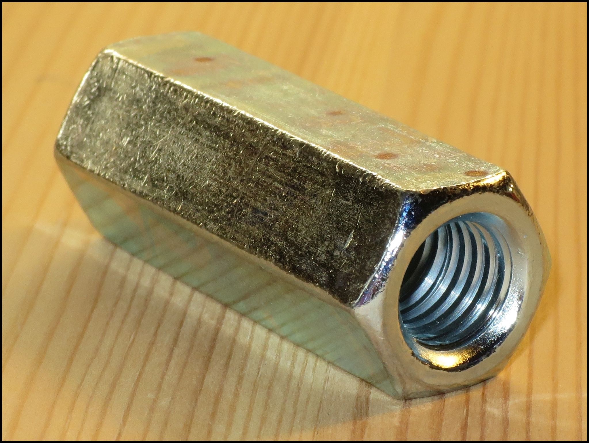 SKARVMUTTER FÖRZINKAD M8x40mm
