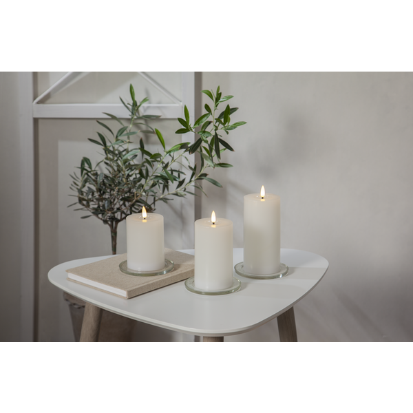 Led ljus Flamme 7,5*15cm Vit