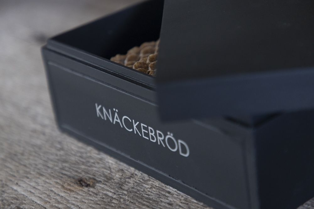 Trälåda "Knäckebröd" Svart 15*20cm