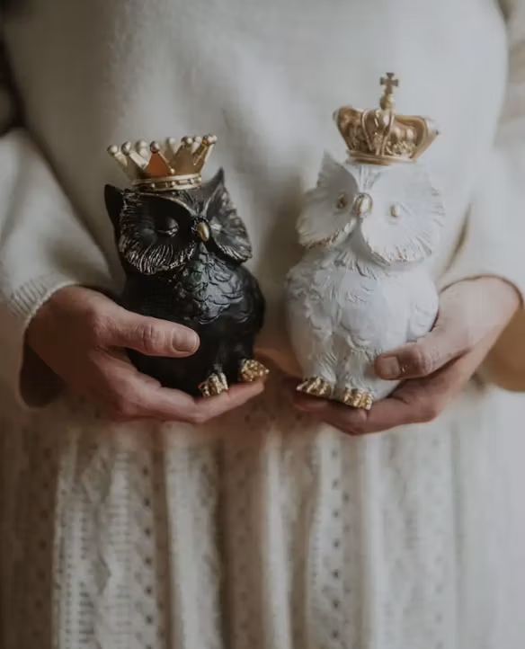 Uggla med krona (2 olika)