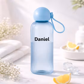 Lyseblå vannflaske