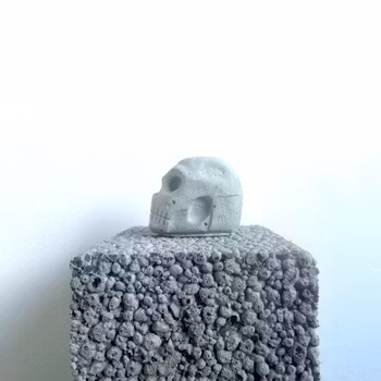 Betongbror kristallskalle