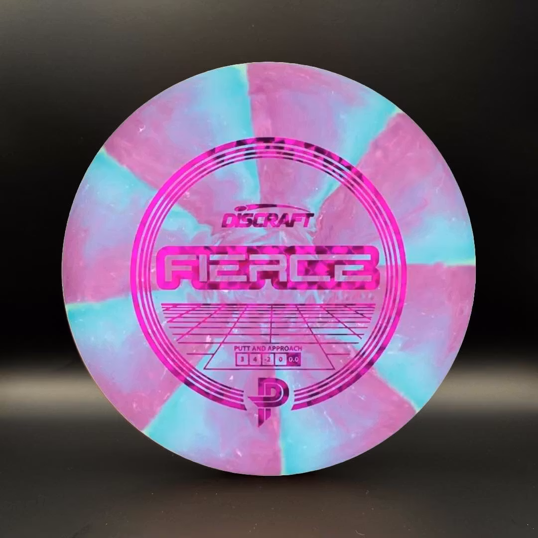 Fierce Paige Pierce assortert farge